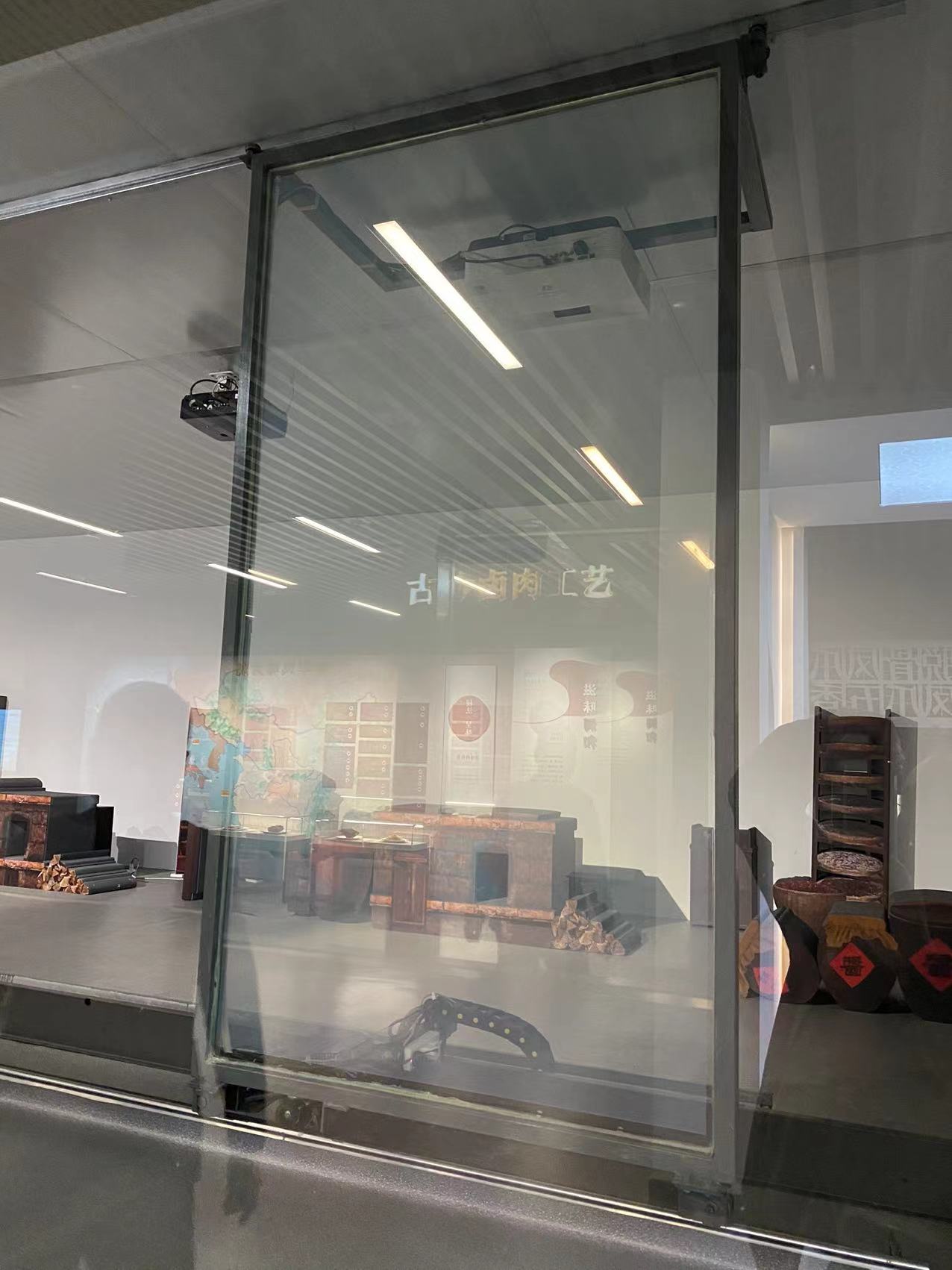 1758595854697859.jpg 2.jpg